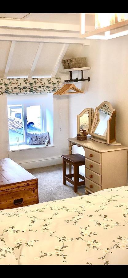 Hill Cottage, Thornton-Le-Dale ธอร์นตันเดล ภายนอก รูปภาพ